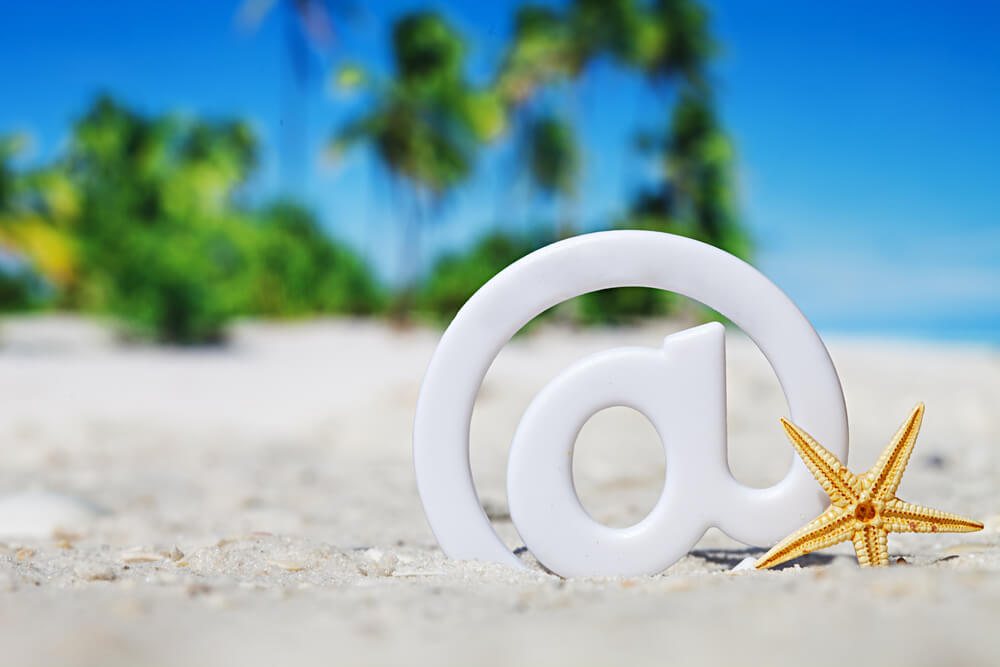 similarweb-data-on-leading-travel-sites-for-december-2022